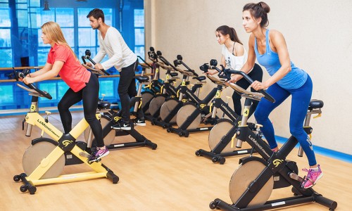Тематический урок Spinning в клубе на Взлетной: «Кардио с умом!»